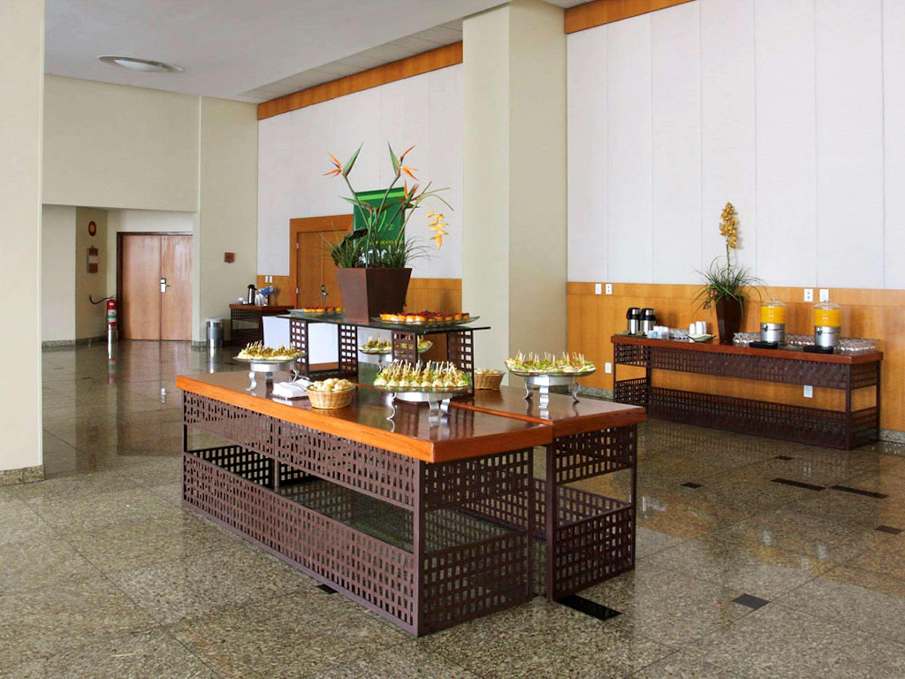 Mercure Belo Horizonte Lourdes Restoran fotoğraf